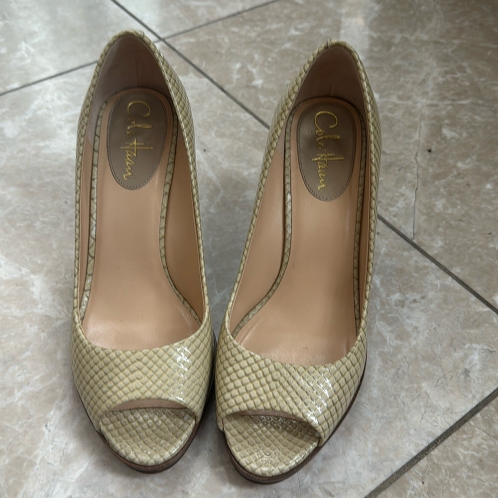 Cole Haan wedges 7.5B